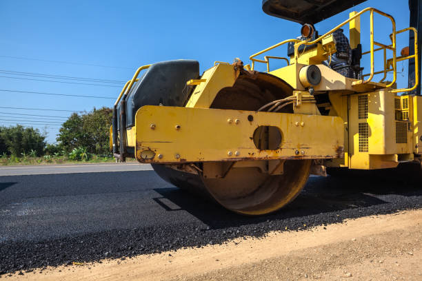 Best Driveway Paving Contractor  in Northville, MI